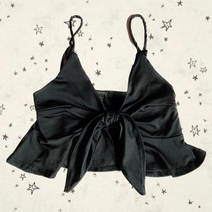 Revamped black bow top 🖤